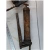Image 5 : (2) Grease Guns As-Is