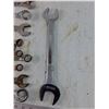 Image 7 : (10) Wrenches, (5) Socket, (2) Combination, (3) Engineer's