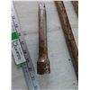 Image 5 : (1) Breaker Handle, (2) Extension Tubes As-Is