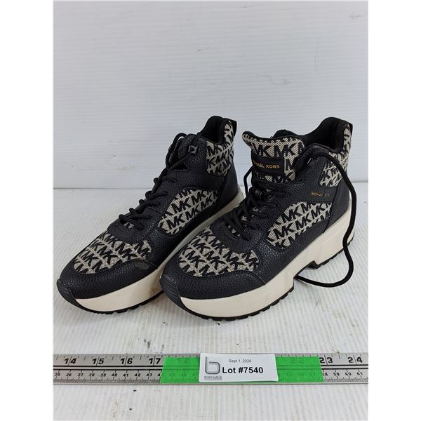 Michael Kors Shoes - Size 7M, CANNOT AUTHENTICATE