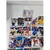 Image 21 : Assorted NHL Collectibles, Wayne Gretzky and Holo Cards, Cannot Authenticate