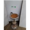 Image 1 : *Small Metal Standing Ashtray No Shipping