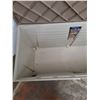 Image 5 : **White Outdoor Storage Tub No Shipping