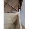 Image 6 : **White Outdoor Storage Tub No Shipping