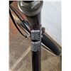 Image 4 : **Schwinn Tango Folding Bike 20" Wheels Kick Stand Like New No Shipping
