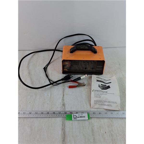 Motomaster Intelligent Battery Charger As-Is with Manual