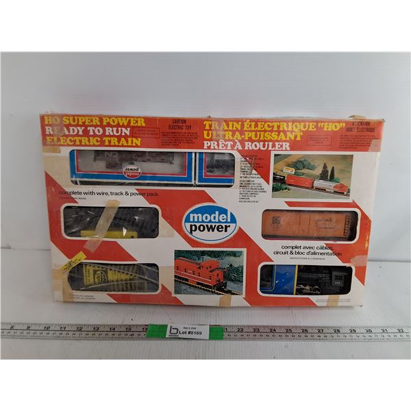 Vintage Ho Super Power Electric Model Train