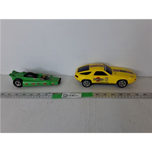 Vintage Style Model Porsche 928 & Kenner SSP Indy Racing Car