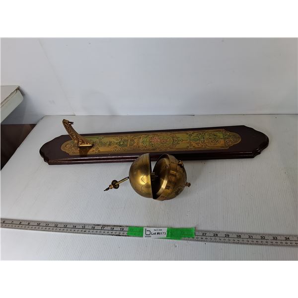 Falling Ball Gravity Clock 30"- Can't Ship
