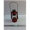Image 1 : Vintage Oil Lamp 9.5"