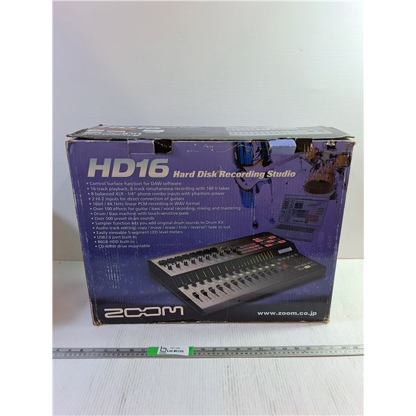 Zoom HD16 Hard Disk Recording Studio 19"x13" Appears Complete Powers On