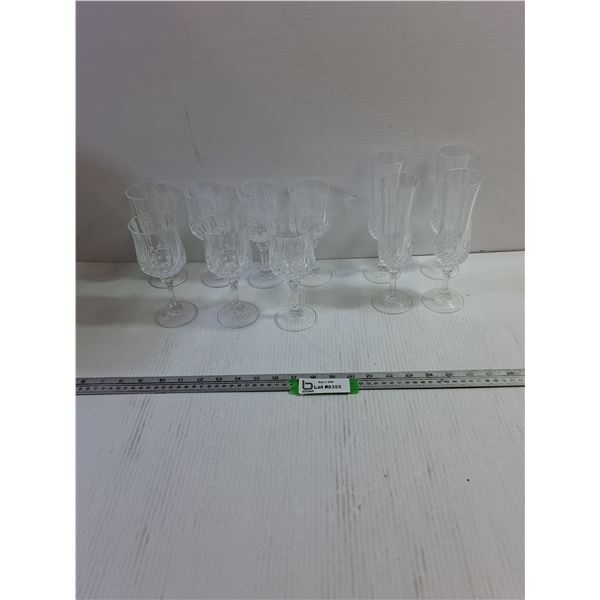 (11) Wine Glasses