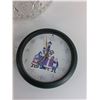 Image 2 : (2) Glass Bowls, Plastic Bowl, Christmas Wall Clock
