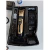 Image 3 : (3) Animal Clippers Powers On