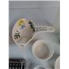 Image 6 : (2) Trays, Ceramic Gravy Separator, Ceramic Pitcher, Misc