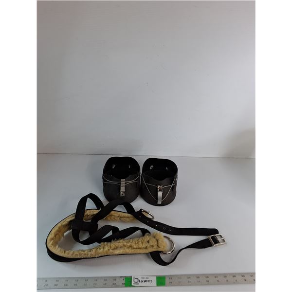 Protective Easy Boot Hoof Boots-size 2 and Harness