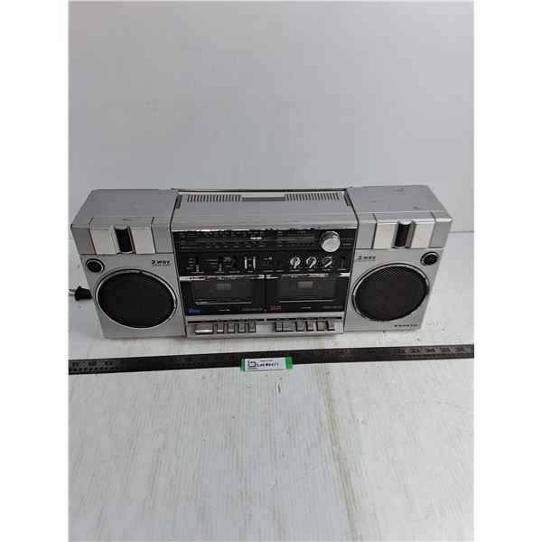 Sanyo Portable Cassette/Radio Stereo - Untested, As is - Handle Missing