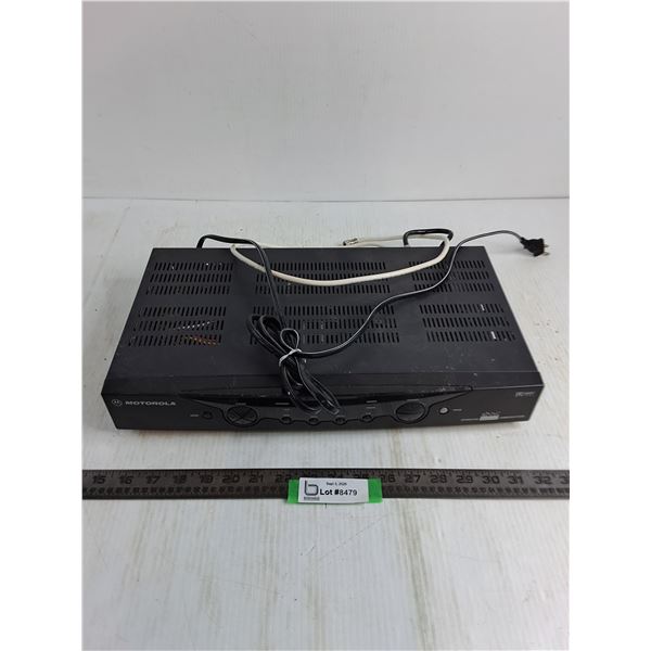 Motorola Interactive Digital Receiver - Powers On