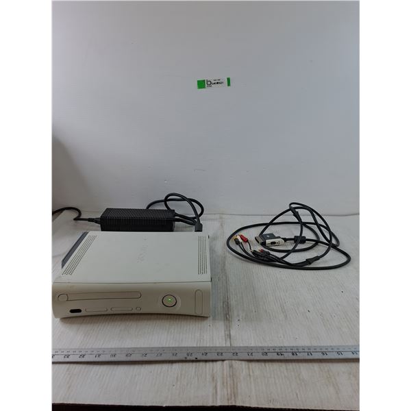 XBOX 360 Powers On Red Ring of Death for Parts, Power Supply, TV/HDMI  Cable