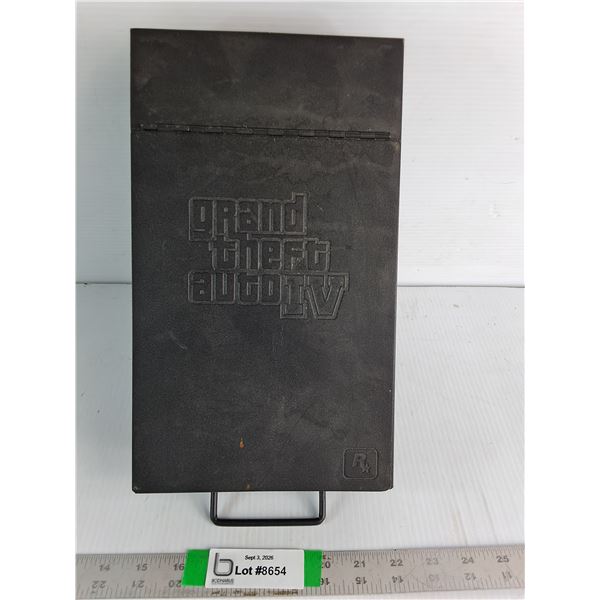 Metal Grand Theft Auto IV Box 12"x7"x3" With No Key
