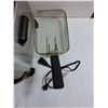 Image 2 : T-fal Ultimate EZ Clean Deep Fryer - Powers On