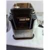 Image 4 : T-fal Ultimate EZ Clean Deep Fryer - Powers On
