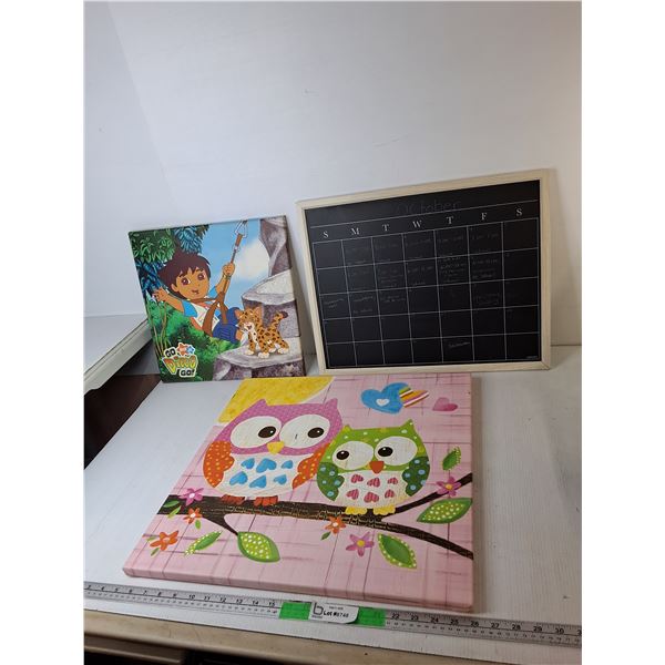 Diego & Owl Wall Decor Up to 20.75" x 21", Blackboard Calendar- Can't Ship