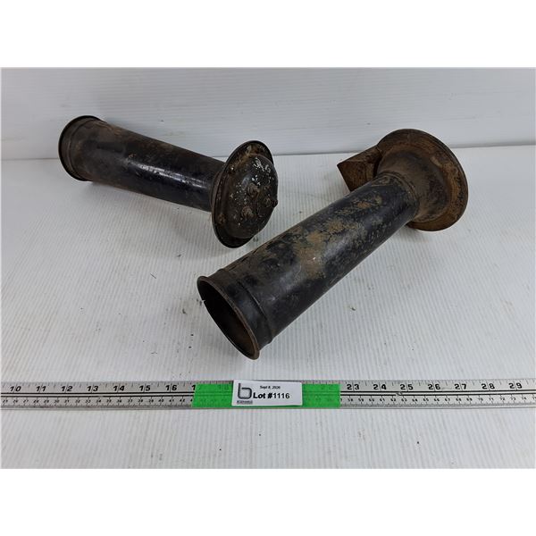 (2) Antique Horns