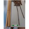 Image 2 : Garden Decor & Wooden Legs 50", PICKUP ONLY