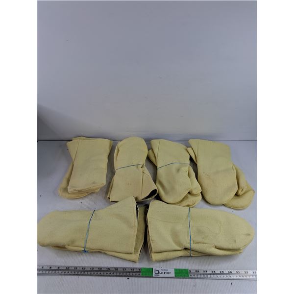 Fire Resistant Mittens