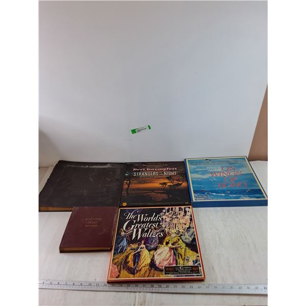 (5) Vinyl Record Bundles, Walter, Wings of Song, RCA Victor, Strangers In Night, His Masters Voice