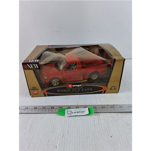 Durango Ford SVT F150 Lightning 1999 Approximately 1:18 Miniature Car In Box