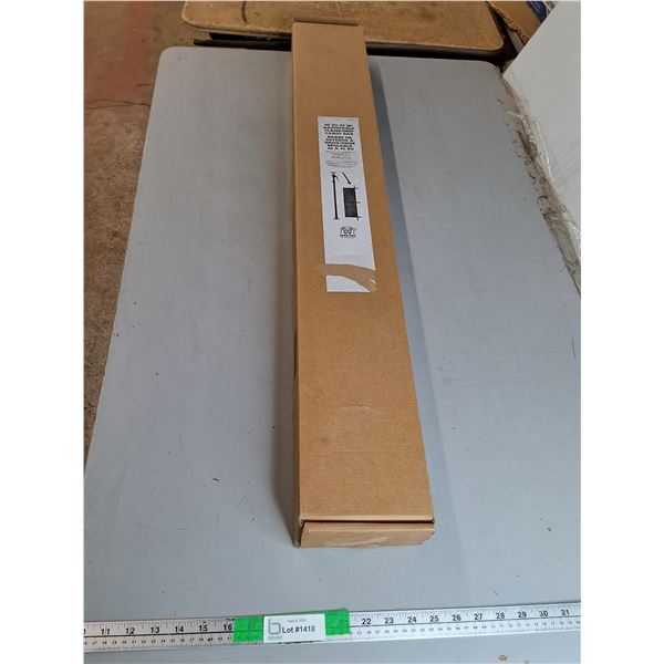 40-70" Adjustable Clamp/Grip Cargo Bar- Appears NIB, Can't Ship