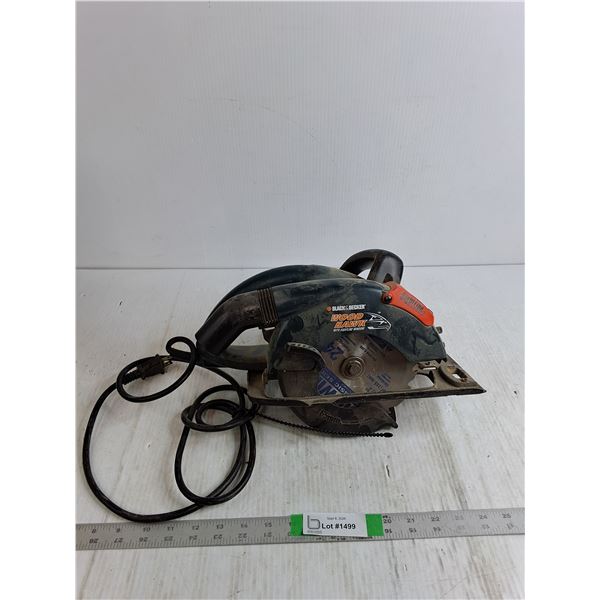 Black & Decker 165mm Electric Saw Powers On