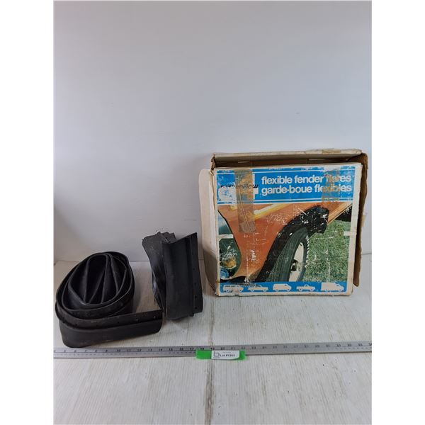 (2) Flexible Fender Flares With Box