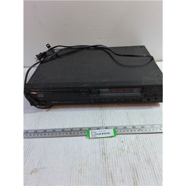 Denon Compact Disc DVD Player - Tested & Powers On