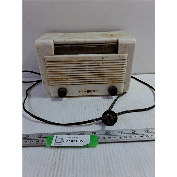 General Electric Broadcast AC-DC Receiver - No Power