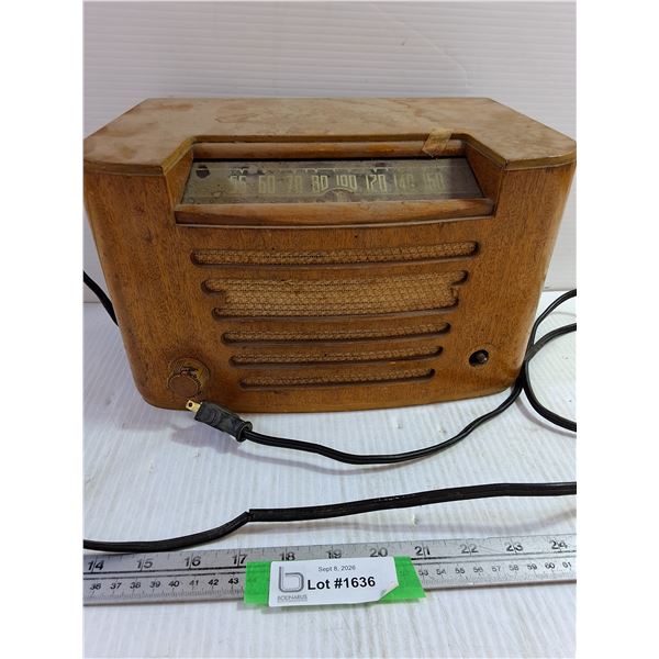 Viking AC-DC Operated Receiver - Untested
