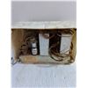 Image 2 : General Electric Radio Receiver - Battery Operated - Untested
