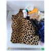 Image 2 : Watch, Blankets, Floor Mat, Hat, Veils, Lapel Pin, Misc