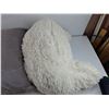Image 3 : (2) Pillows - PICKUP ONLY