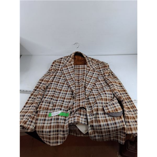 *Suit Jacket & Pants - Size L Approx
