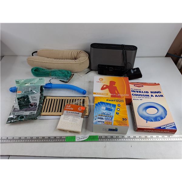 Sony FM/AM Clock Radio - Powers On, As Is, Stain Remover Wipe, Rubber Invalid Wipe, Misc