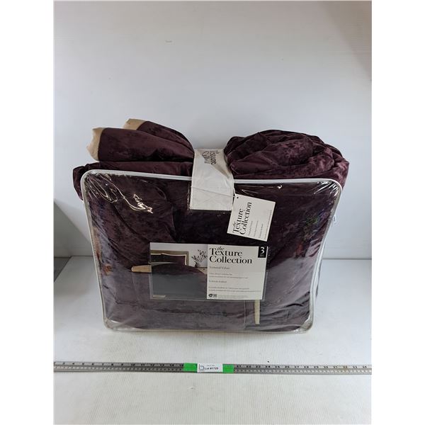 Texture Velvet 3 Piece King Comforter Set