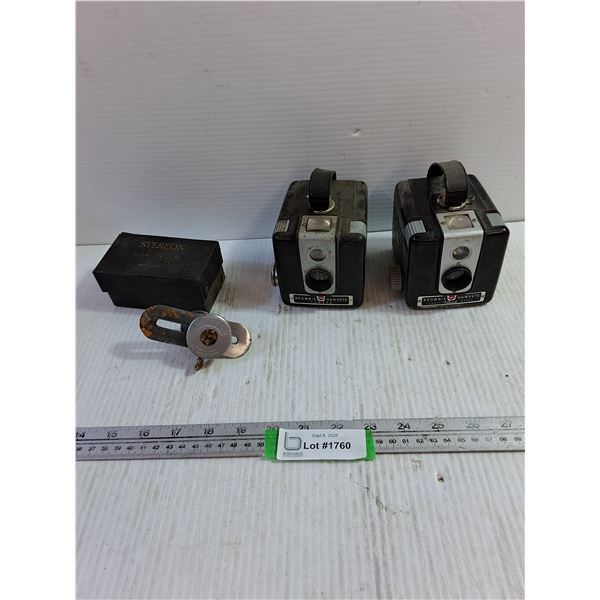 (2) Kodak Brownie Hawkeye Cameras & Stereon Tripod Adapter