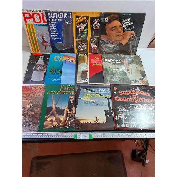 (14) Assorted Records - Johnny Cash, Hank Snow, Frankie Yankovic