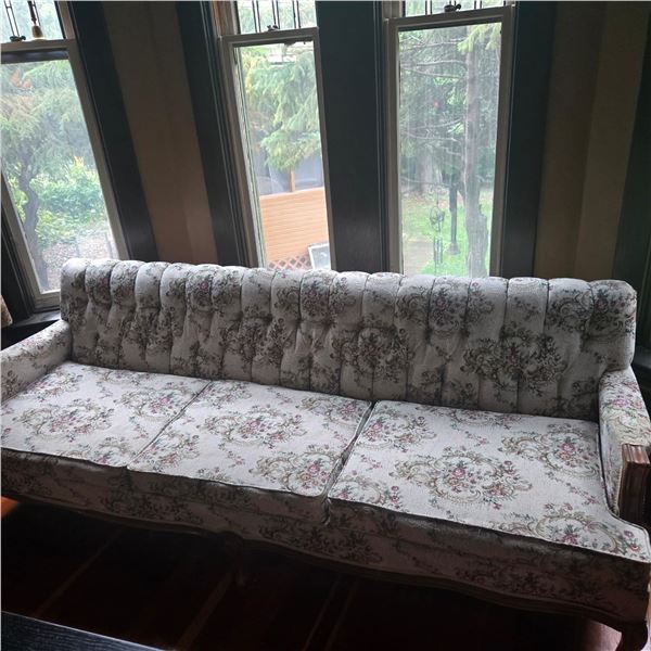 White Vintage Style Couch-Pickup offsite in Prince Albert, SK