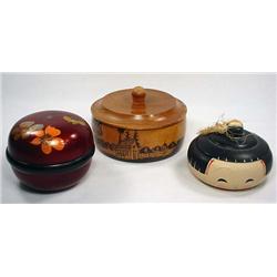 LOT OF 3 VINTAGE WOODEN POWDER BOXES - 1 Handle Ne