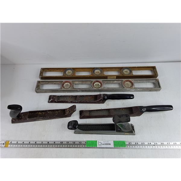Vintage Levels & Wood Planes
