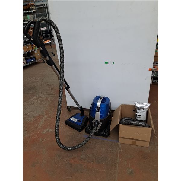 *Sirena Water Vacuum, Attachments & New HEPA Filter- Powers On, Can't Ship